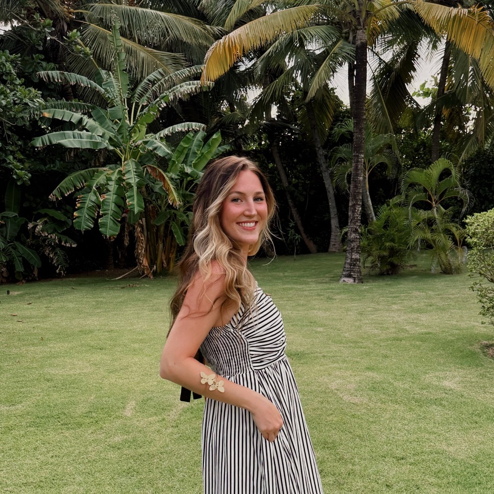 Meet your Posher, Olivia